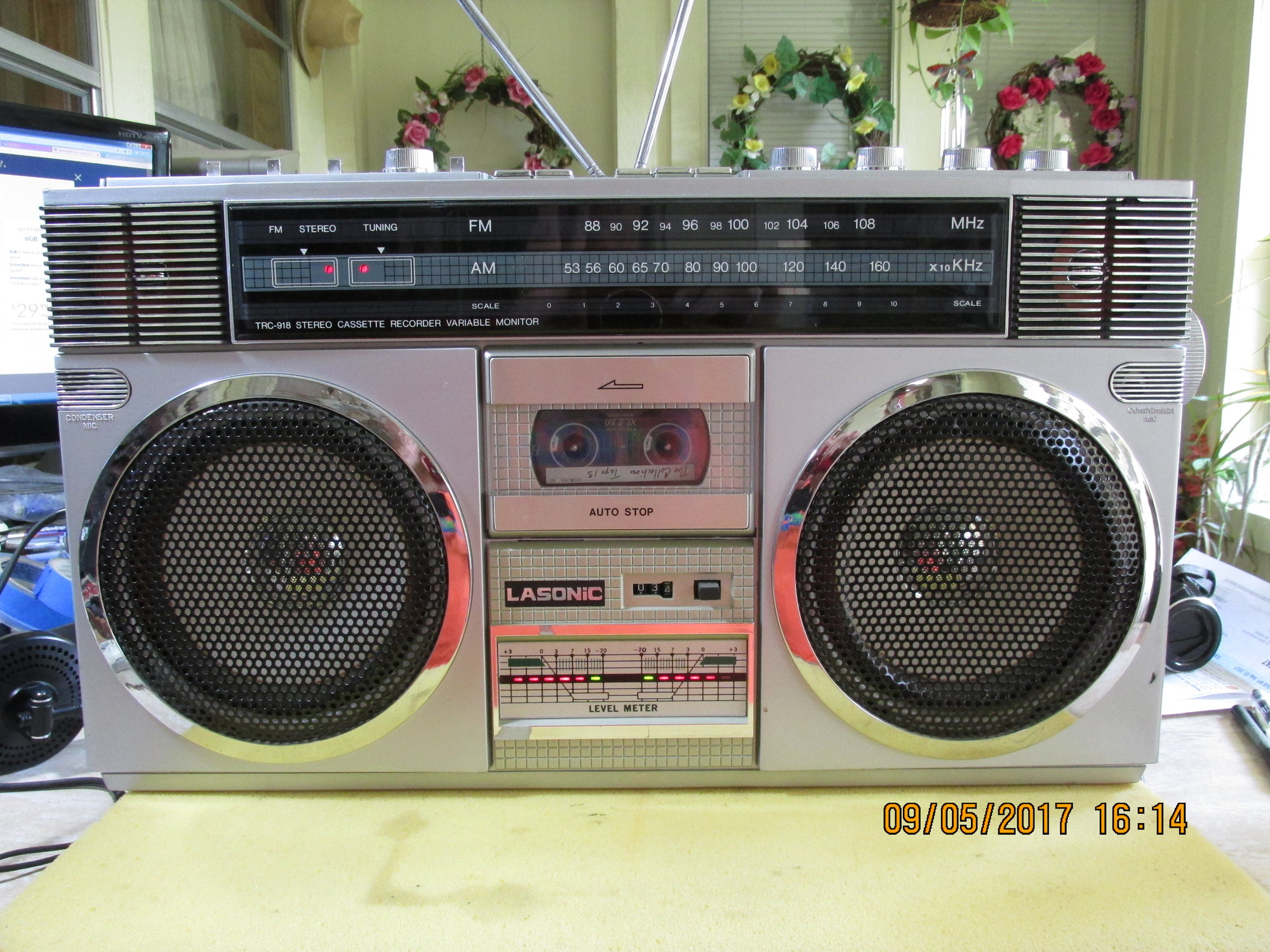 Lasonic TRC-918 How to open and install new rubber belt Full featured  boombox | Stereo2Go forums