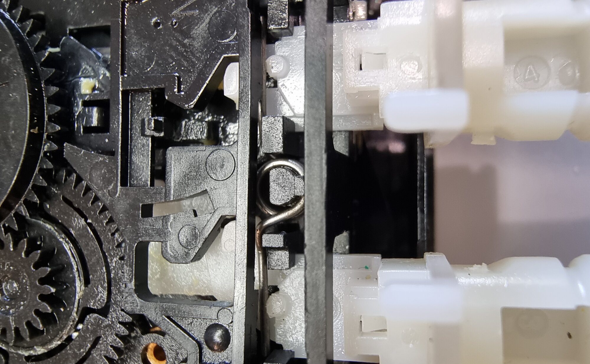 Help/Repair! Sony Sports Walkman WM-FS493/495! PLAY button won't
