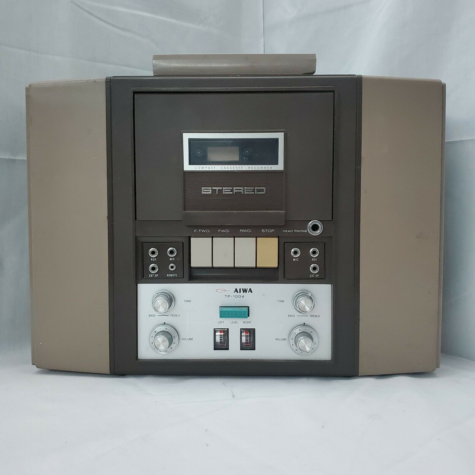 aiwa tp-1004.jpg