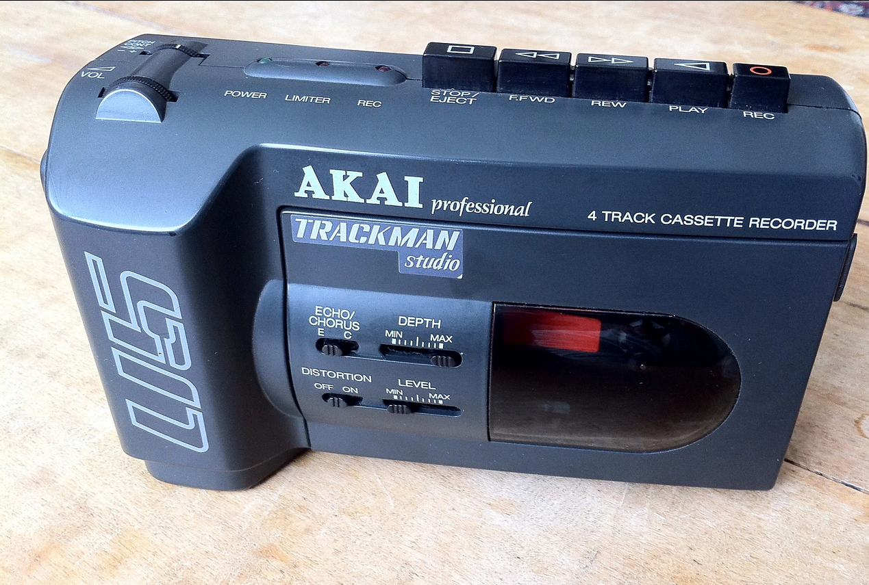 AKAI Trackman.png