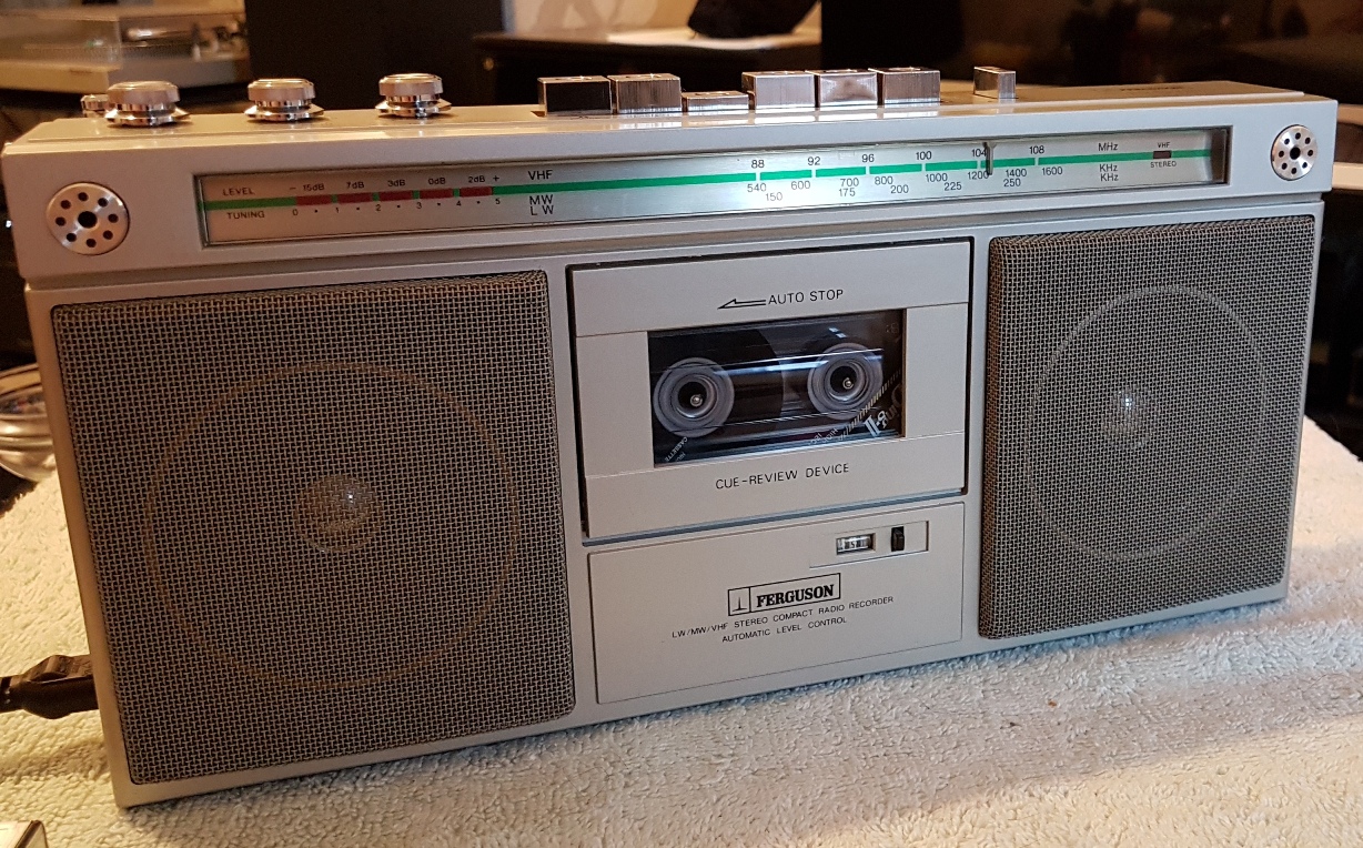 Ferguson 3T17 Stereo Radio Recorder - June 2018 (22).jpg
