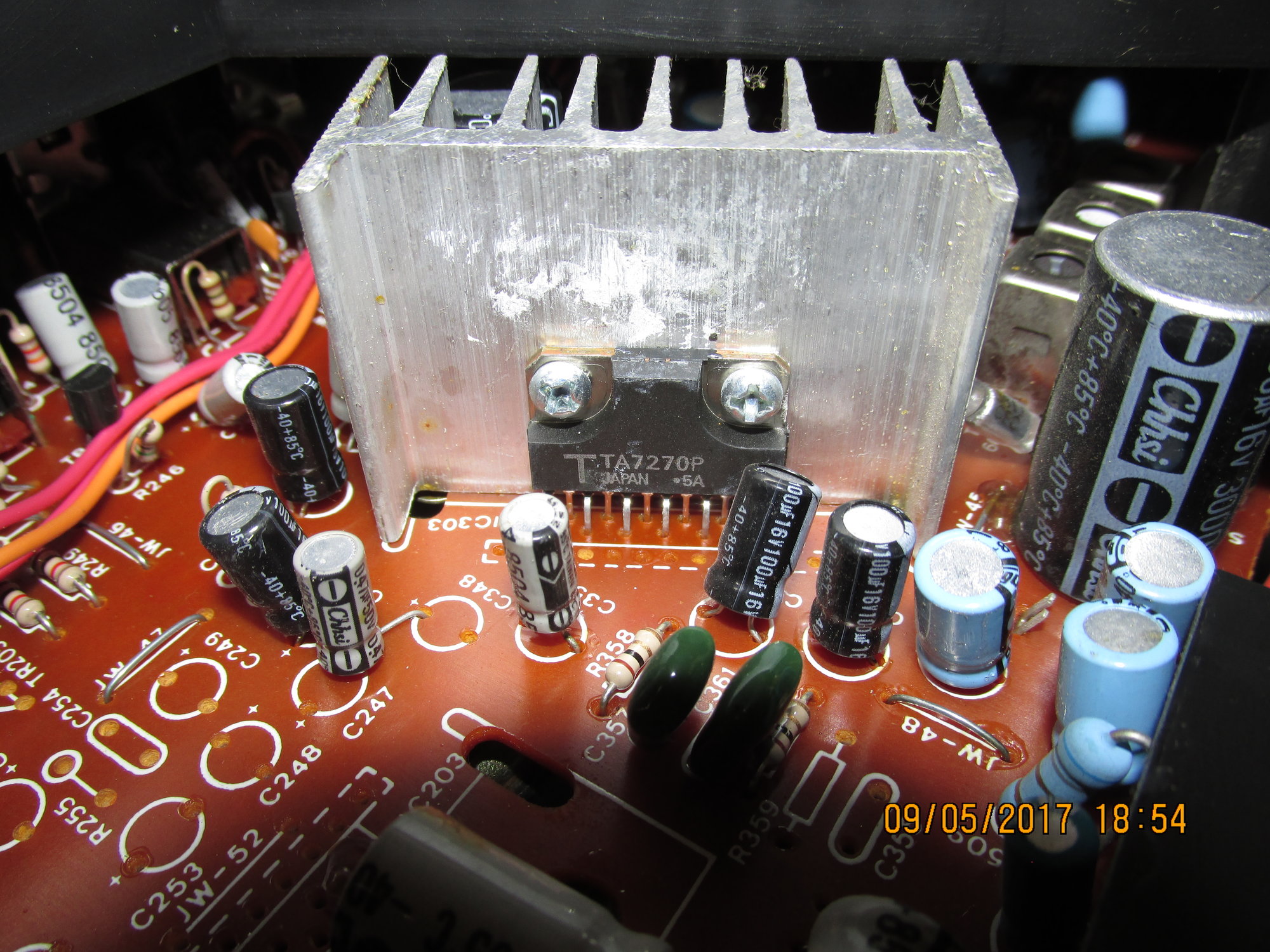 IMG_7349 Lasonic TRC-918 Toshiba TA7270P 5.8W Dual Audio Power Amplifier.JPG