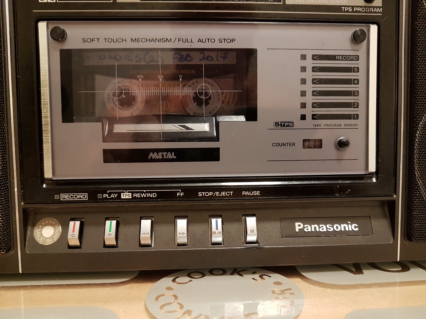 Panasonic RX-F32LE Radio Cassette Recorder - March 2017 (9).jpg
