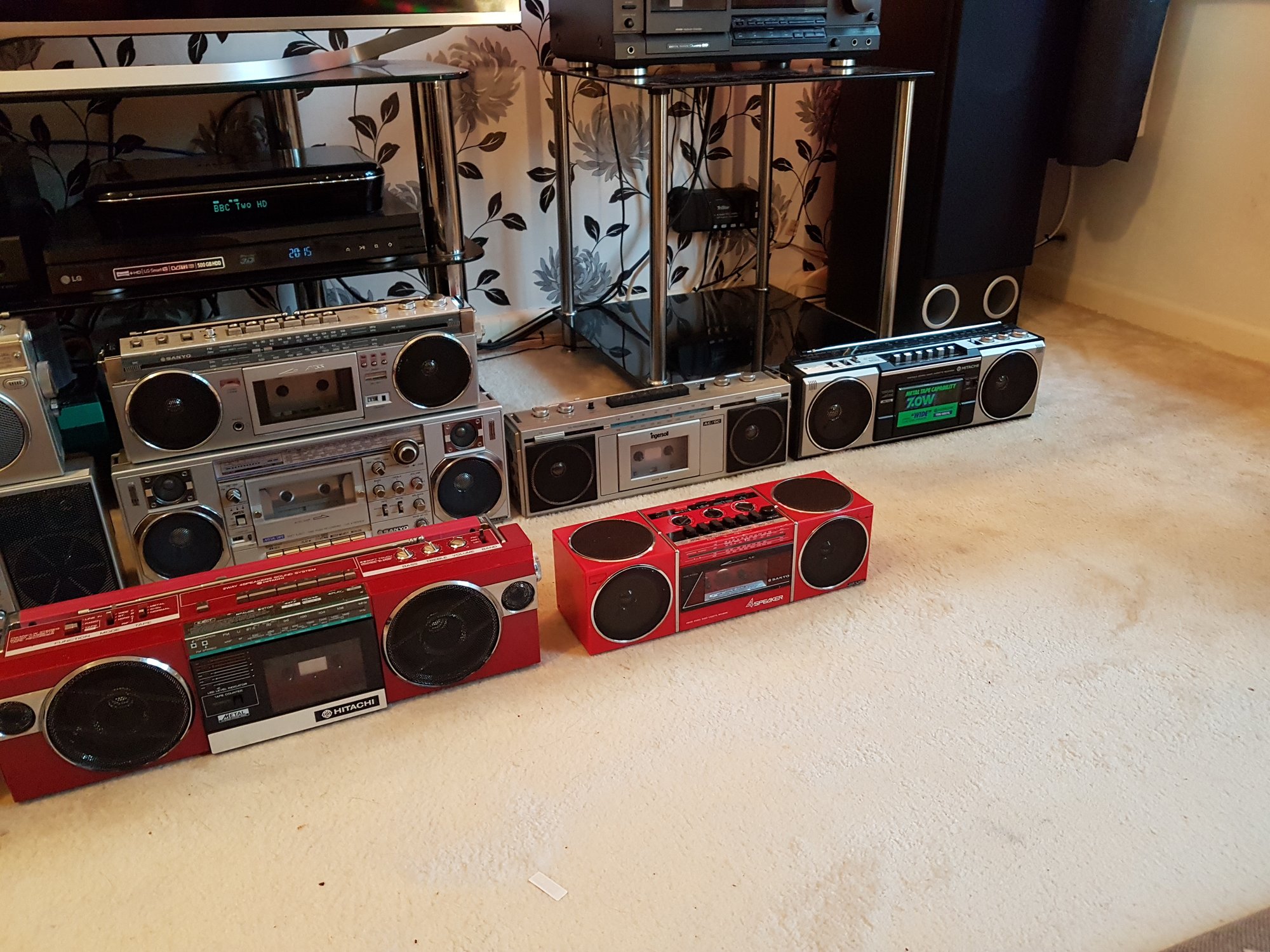 Portable Stereo Group Shots (17).jpg