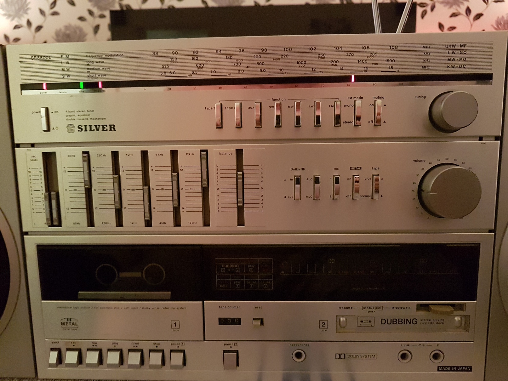 Silver SR-8800L Radio Recorder - May 2017 (8).jpg