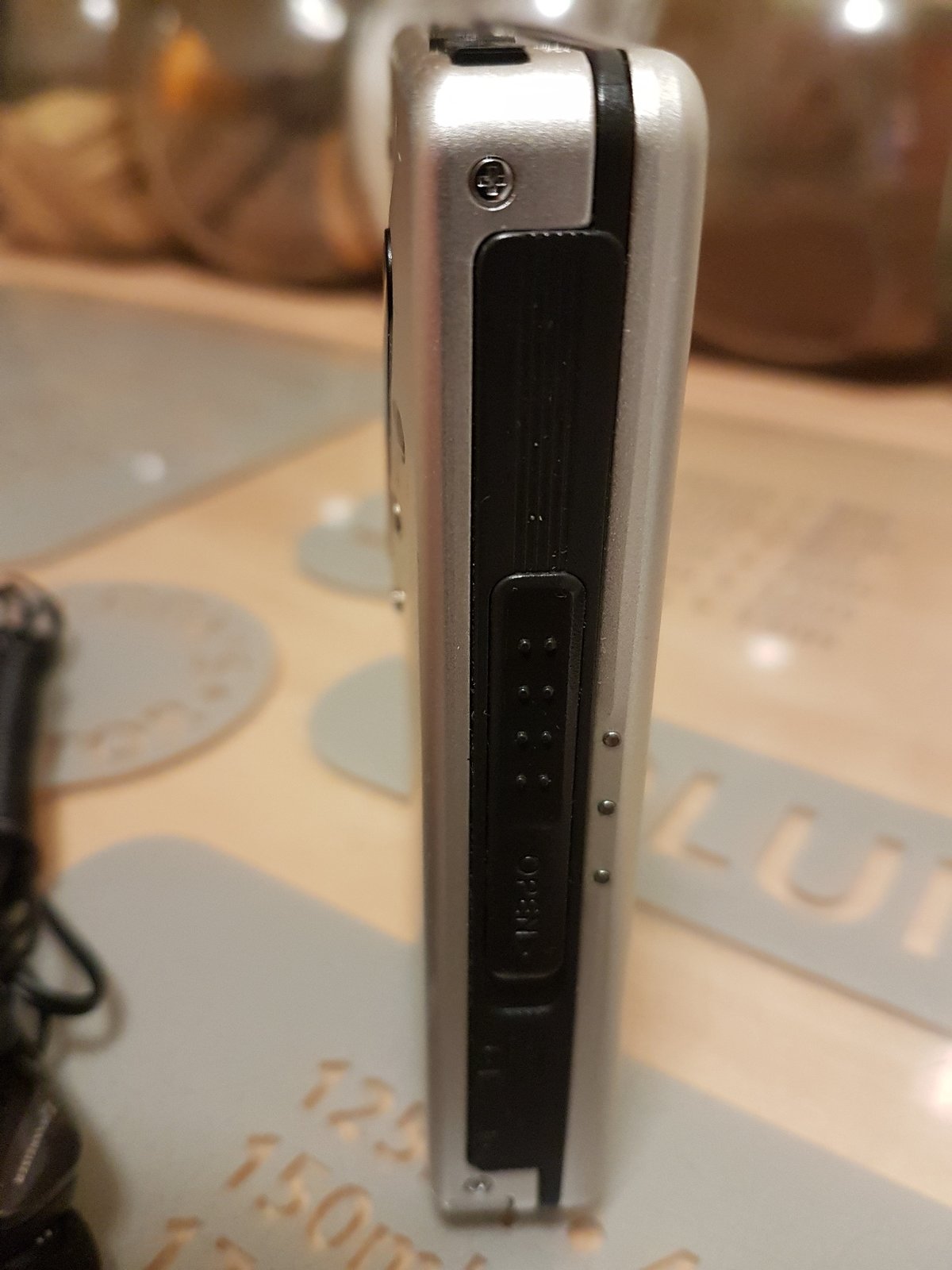 Sony WM-EX674 Walkman - April 2017 (11).jpg