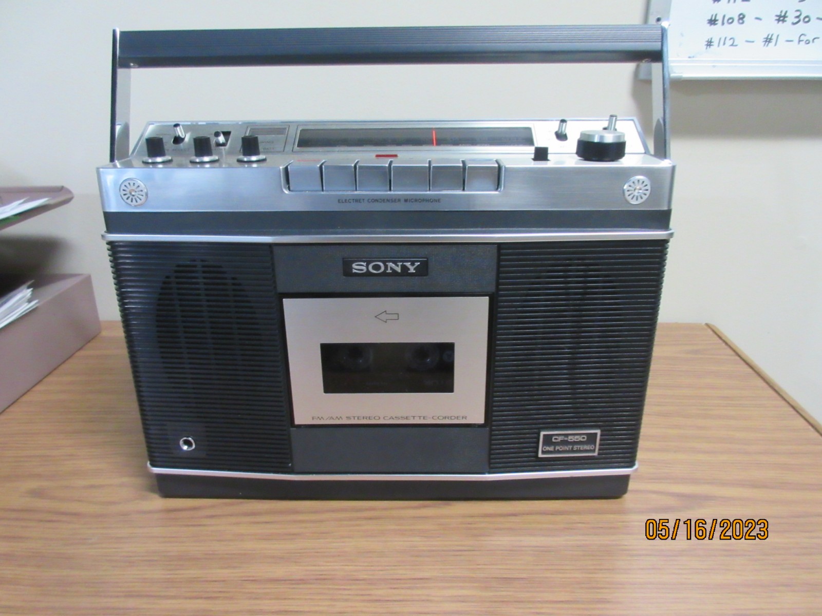 Replacing the drive belt on Sony TC-135 tape recorder - UK Vintage Radio  Repair and Restoration Discussion Forum