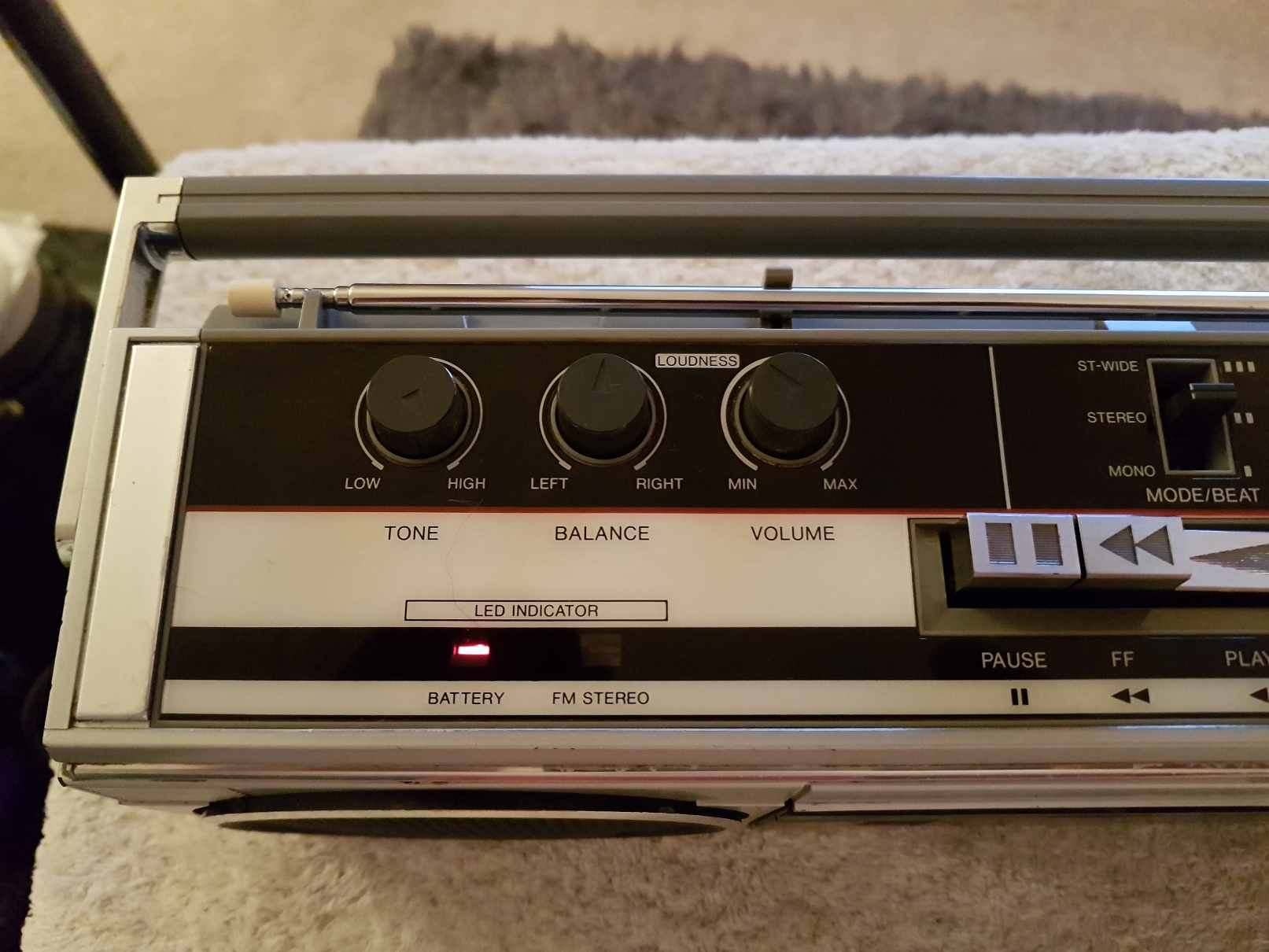 Toshiba RT-SF1 Radio Recorder - January 2017 (2).jpg