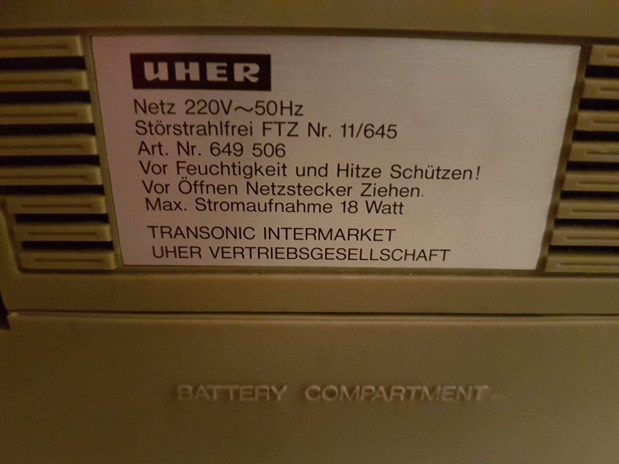 Uher Power Port 2 Stereo Radio Cassette Recorder - January 2017 (18).jpg