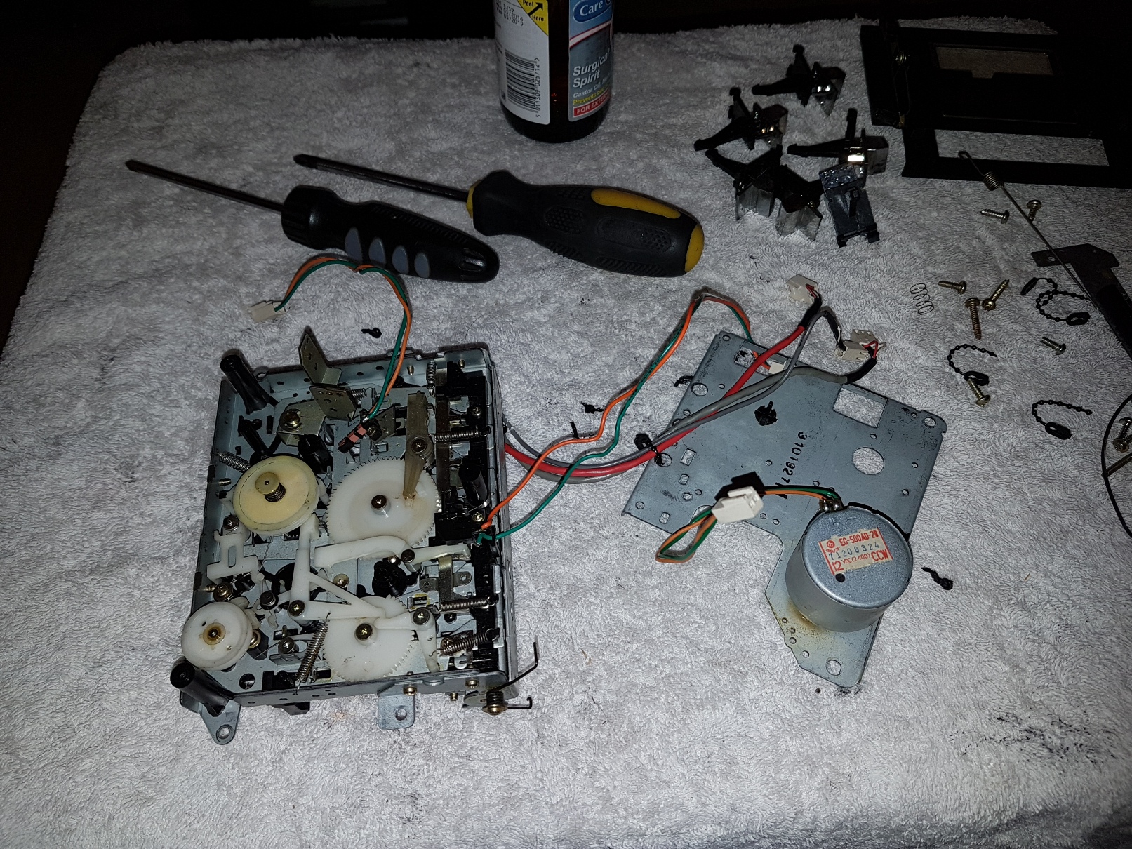 Uher Power Port 2 Stereo Radio Cassette Recorder Repair - January 2017 (13) - Copy.jpg