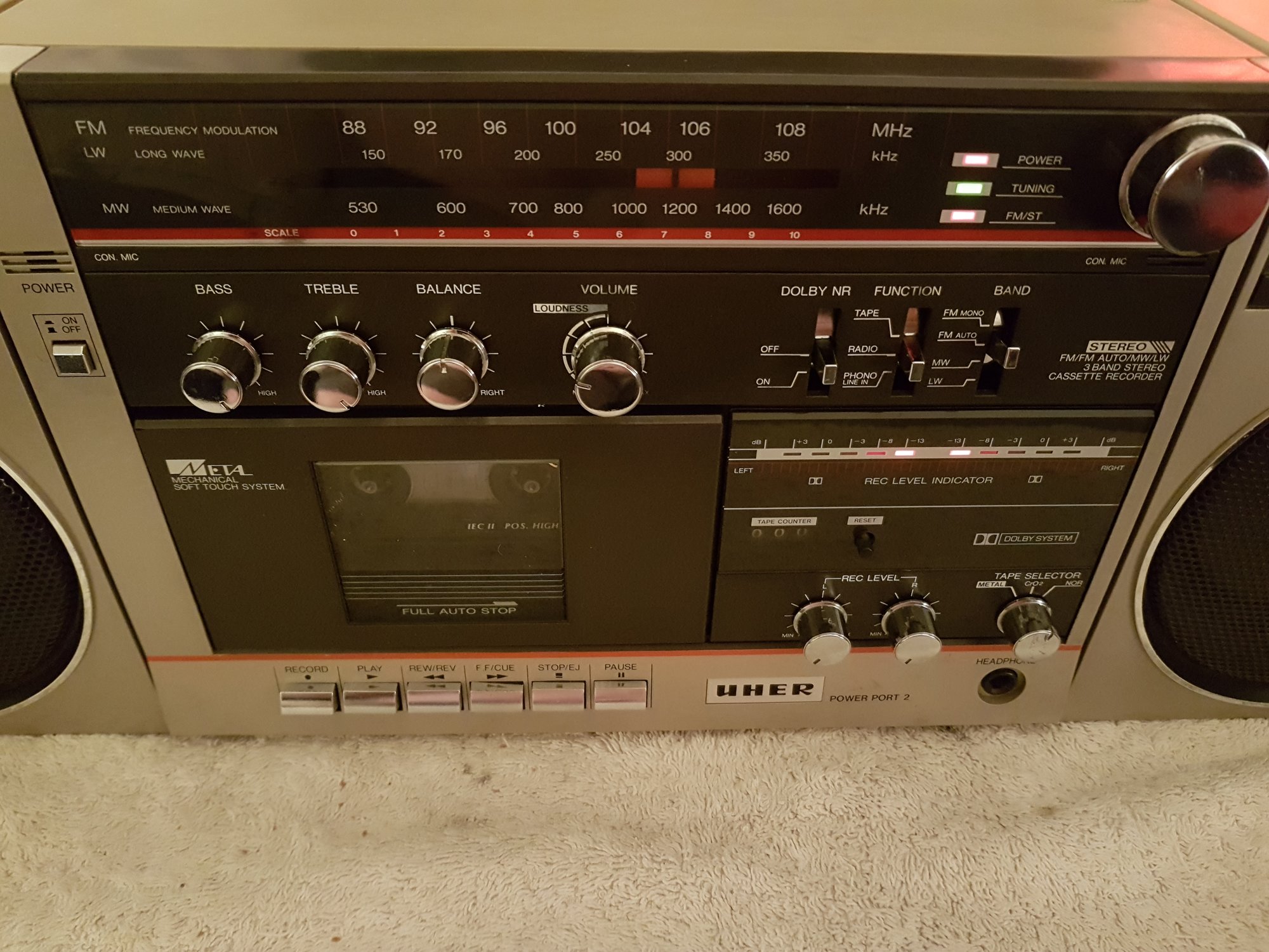 Uher Power Port 2 Stereo Radio Cassette Recorder (Tape Deck Repaired) - January 2017 (2).jpg