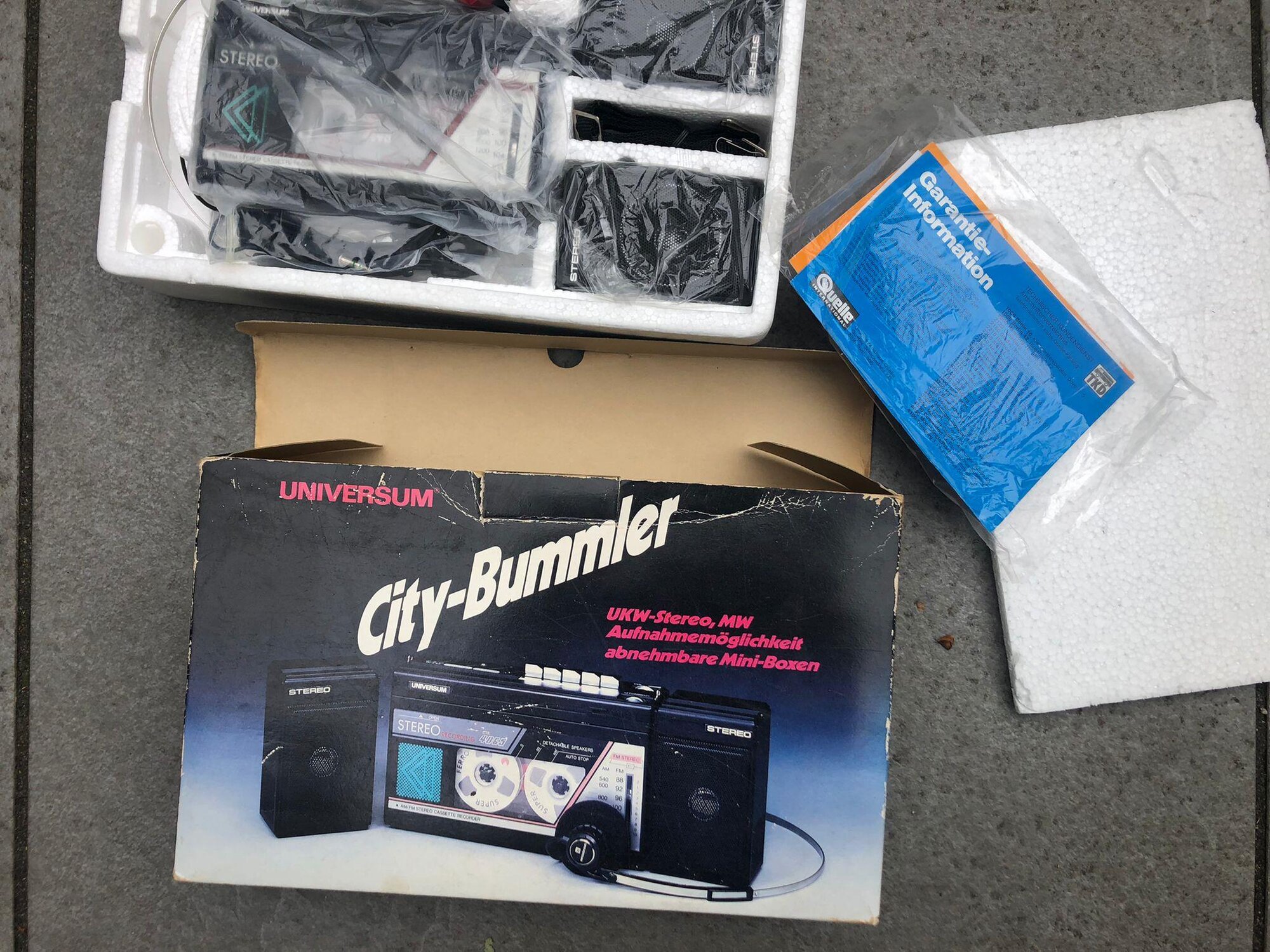 Universum CTR-4065-1.jpg