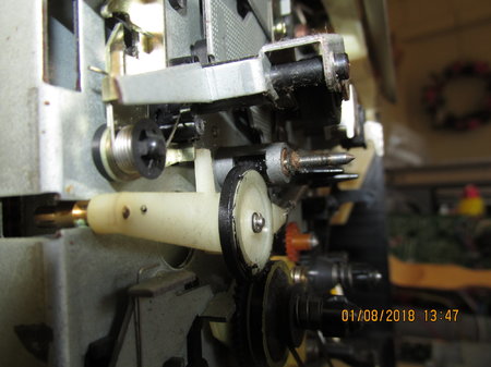 IMG_8997 Sharp GF-8585 X GF-8585X flash capstan side.JPG