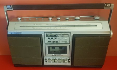 PIONEER SK-71 BOOMBOX 10.jpg