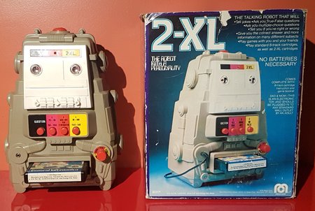 Mego 2-XL & Box.jpg