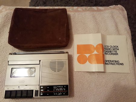 Auritone 30D7 Clock Radio Cassette Recorder - November 2016 (12).jpg