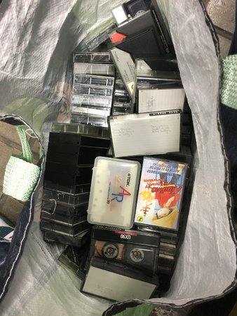 big lot of type ii-iv used cassettes 05.JPG