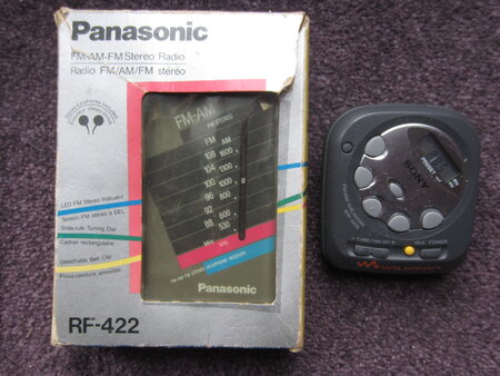 Panasonic RF-422.JPG