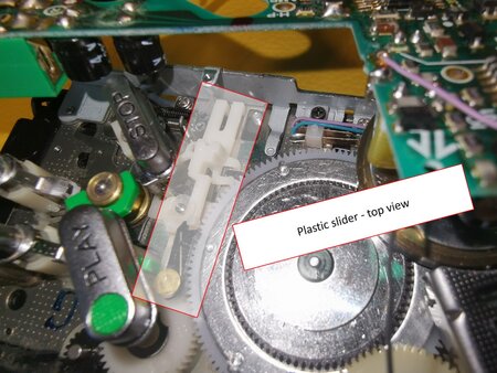 DD2 plastic slider top view 2.jpg
