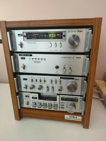 Aiwa Mini Rack.jpg