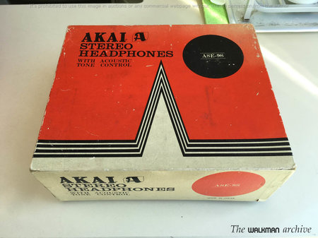 AKAI old headphones 04.JPG