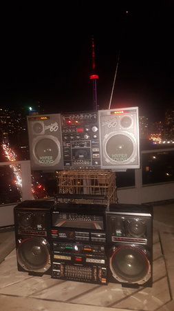 BOOMBOX TORONTO SKYLINE WELTRON CLAIRTONE BRAUN 24.jpg