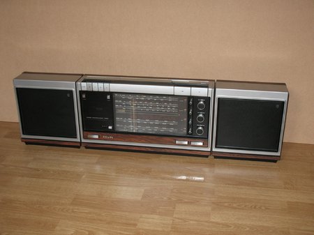 Philips_22RR800.JPG