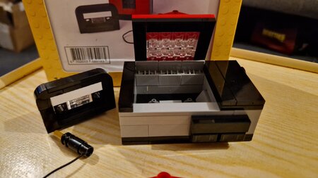 lego walkman2.jpg