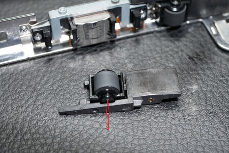 38 - Pinch roller 3.JPG