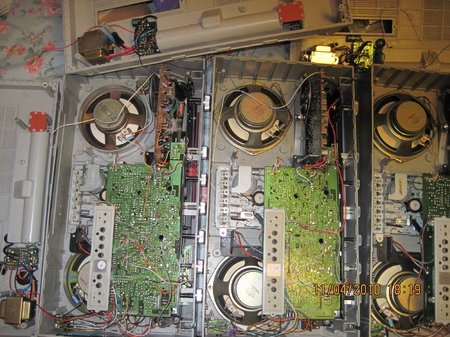 IMG_0779 Inside view Lasonic TRC-922.JPG