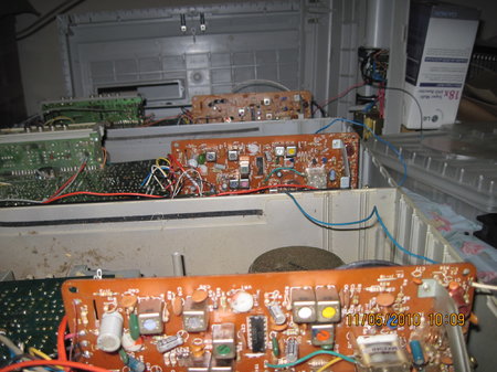 IMG_0780 Inside view Lasonic TRC-922.JPG