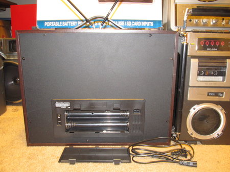 IMG_1947 TechnicalPro Boombox9 Victor RC-550.JPG