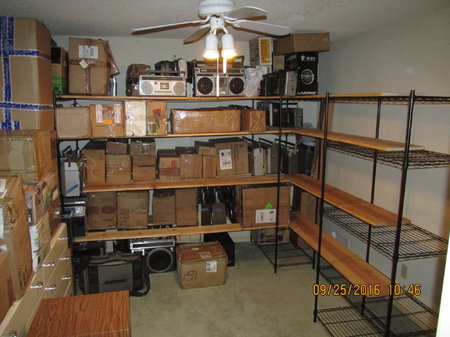 IMG_4921 Guest room shelves 25 Sept 2016 boombox movin in.JPG