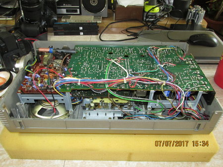 IMG_6746 Pioneer SK-31 9VDC in from bottom inside.JPG