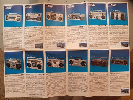 JVC RC-M90 Boombox Advertising Canadian Pamphlet7.jpg