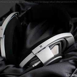 Sennheiser Headphones HD-800 03