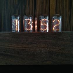 Nixie001