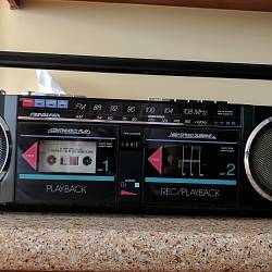 Soundesign dual cassette boombox