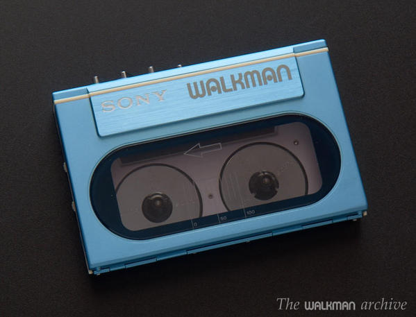 SONY WM-20 Blue