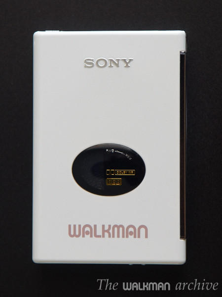 White walkmans 09