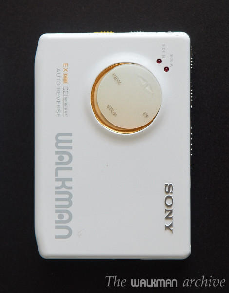 White walkmans 10