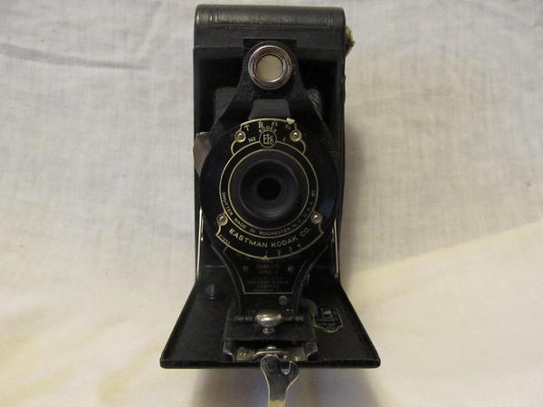 IMG_0541 Kodak Hawk-Eye Model B 6x9 [1)