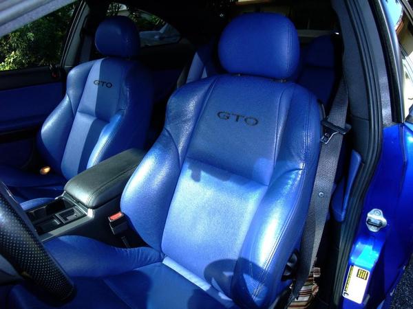GTO 2005 Seats