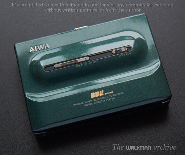 AIWA Walkman HS-PL50 glossy 01