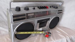 IMG_0062 Sanyo M9706 Three & One half inch speaker Five inch Grill Cheapest Looking smallish boombox