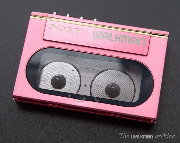SONY Walkman WM-20 Pink Vender 01