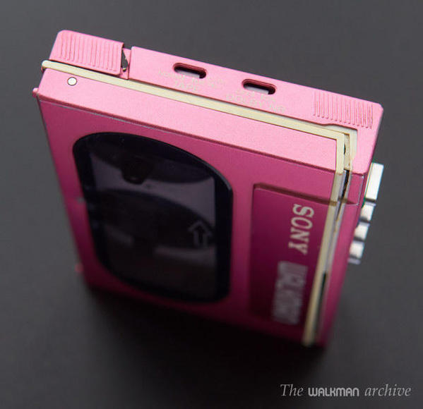SONY Walkman WM-20 Pink Vender 03