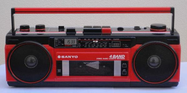 Sanyo_M-S3050LE_red