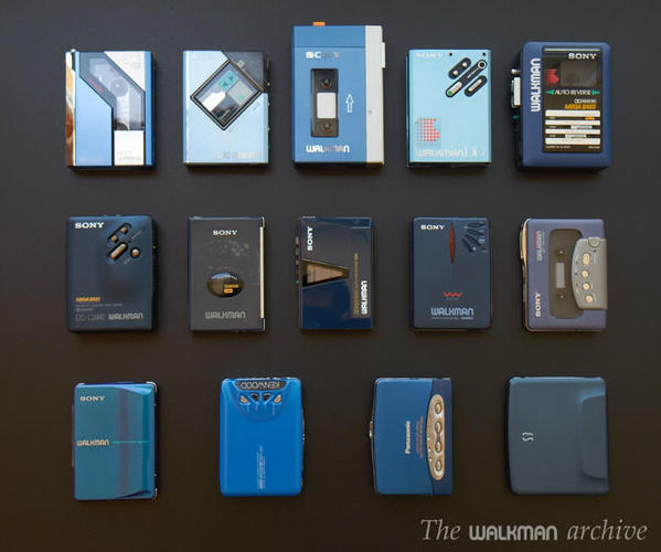 Walkman blue series 01