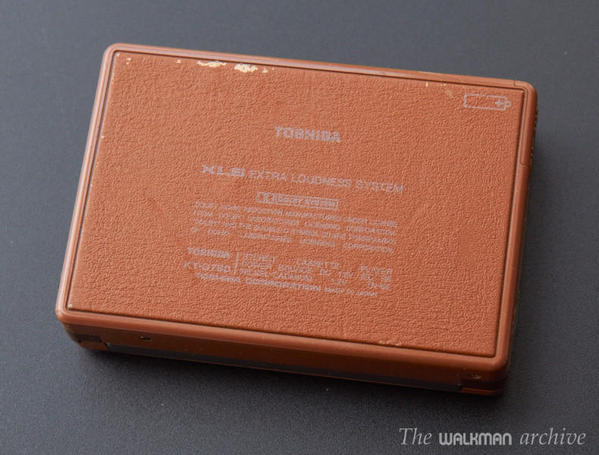 Toshiba Walkman KT-G780 02 1